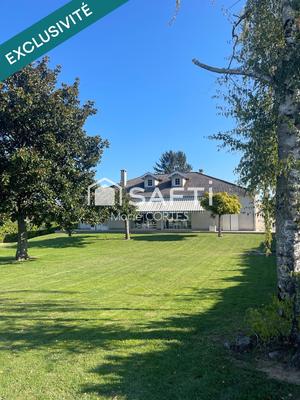 Maison de maîtres - 220 m² - 6 pièces