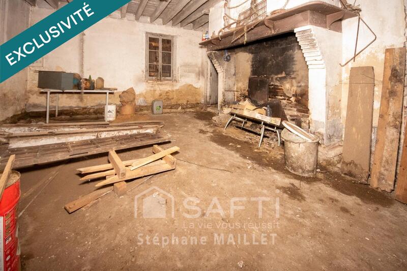 Maison - 250 m² - 6 pièces