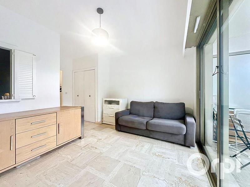 Studio - 26 m² - 1 pièce
