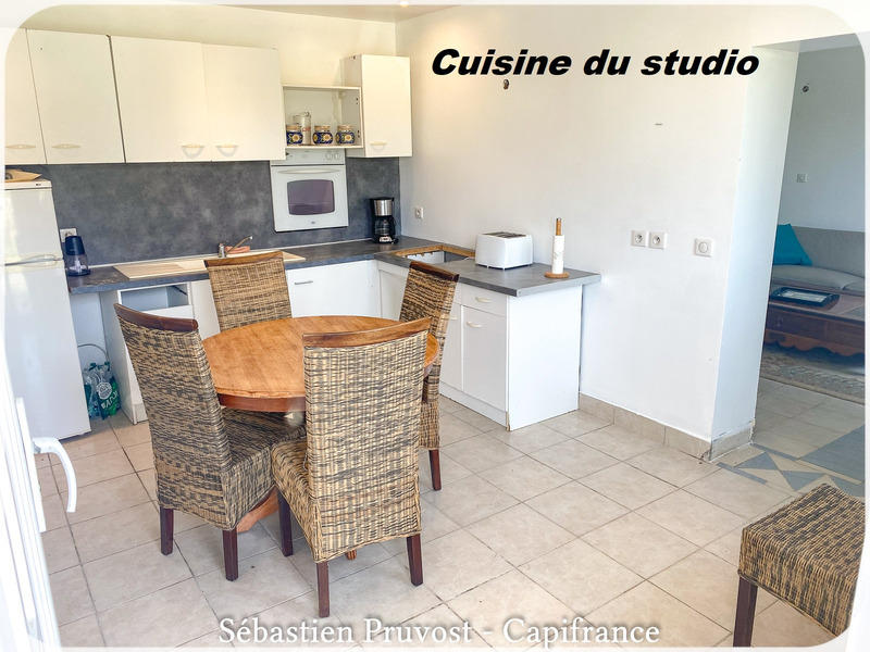 Maison - 177 m² - 8 pièces
