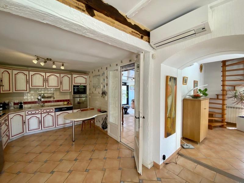 Maison en pierre - 140 m² - 6 pièces