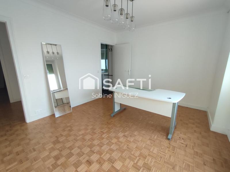 Maison - 206 m² - 10 pièces