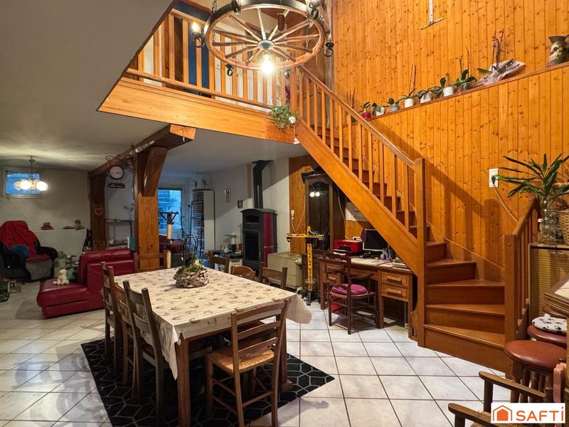 Maison - 150 m² - 7 pièces