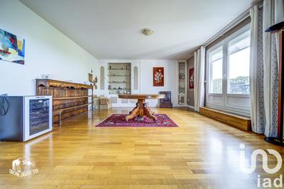 Appartement - 146 m² - 7 pièces