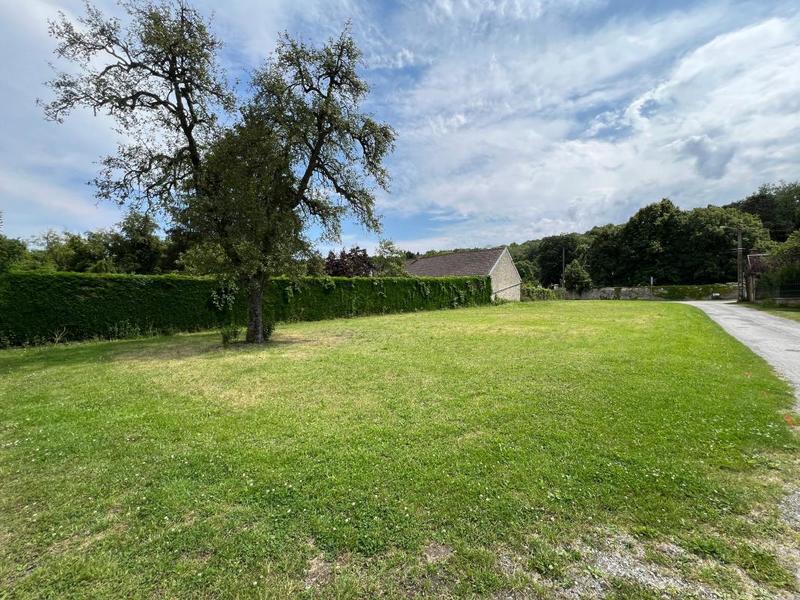 Terrain constructible - 802 m²