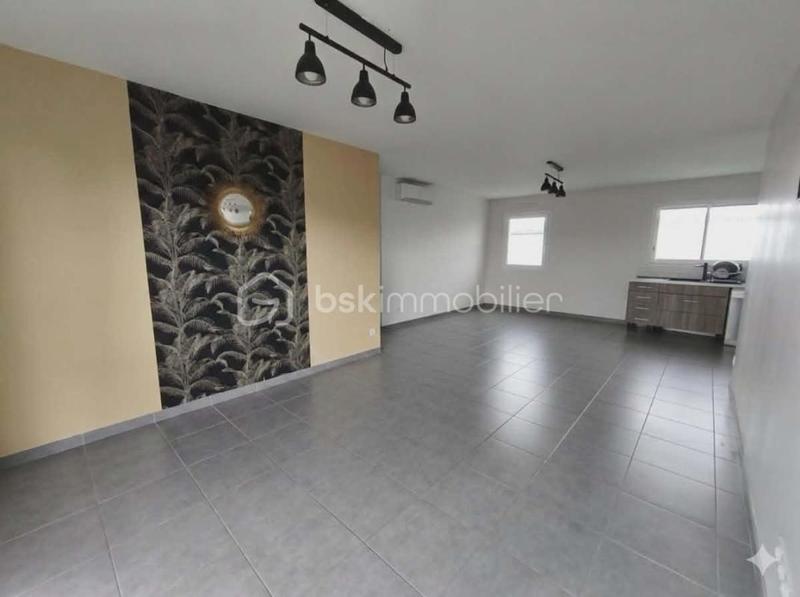 Maison - 90 m² - 4 pièces