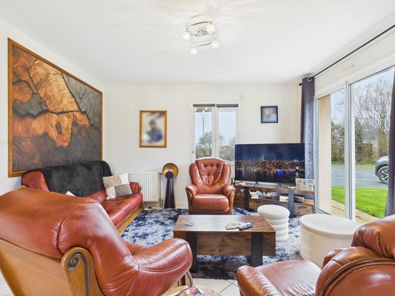 Maison - 104 m² - 5 pièces