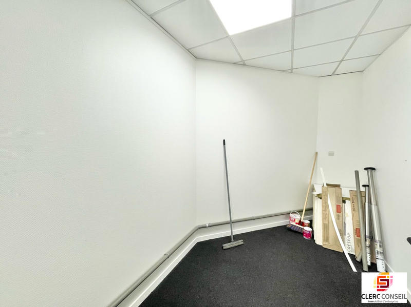 Bureau - 110 m²