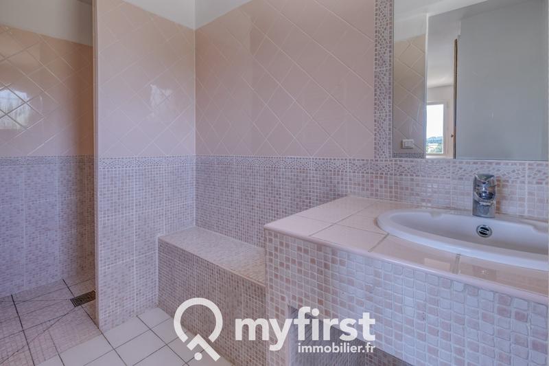 Villa - 178 m² - 6 pièces