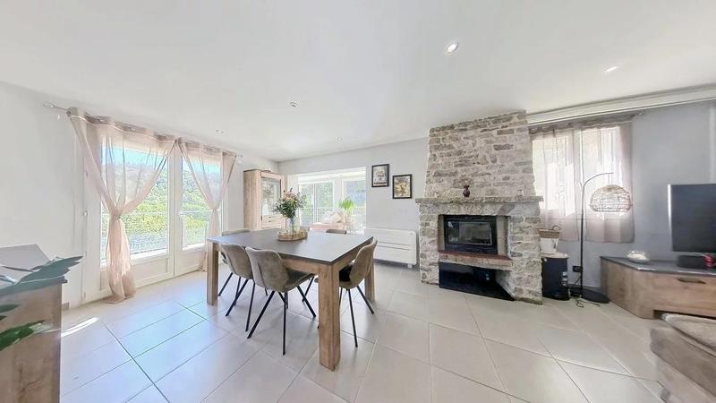 Maison - 117 m² - 5 pièces