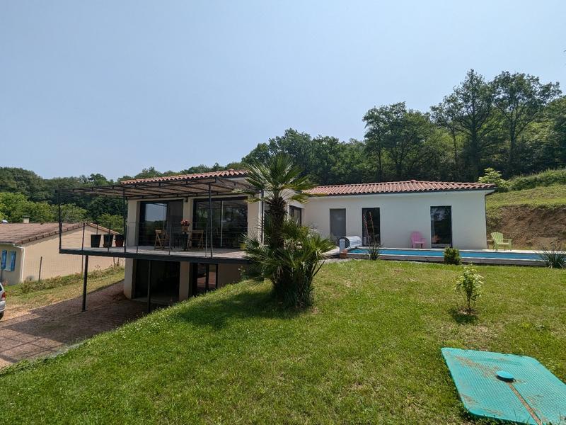 Maison - 127 m² - 5 pièces