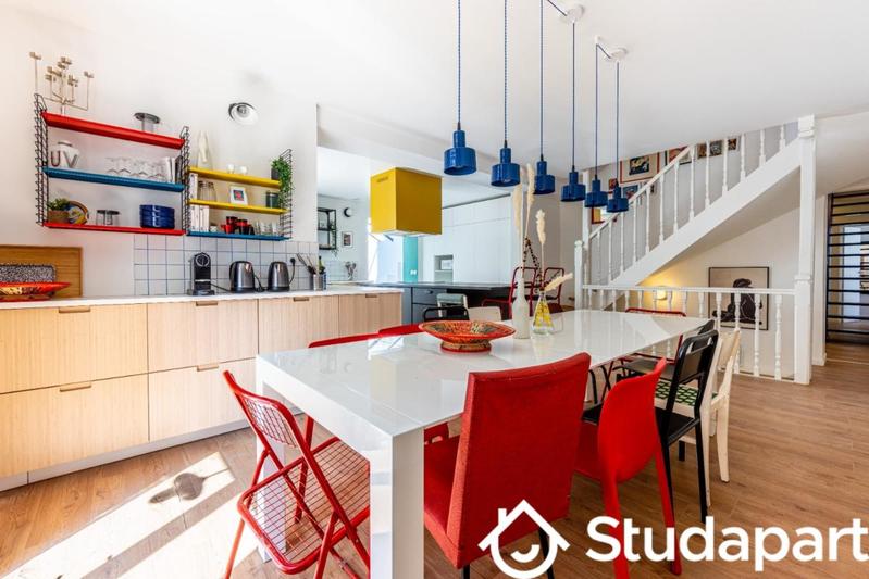 Chambre - 13 m² - 1 pièce