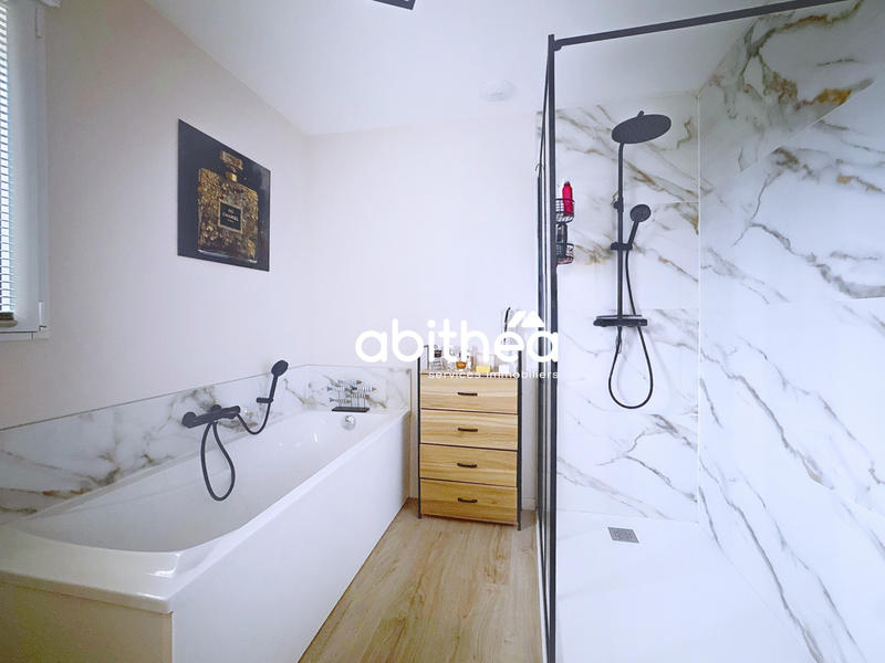 Maison - 109 m² - 4 pièces