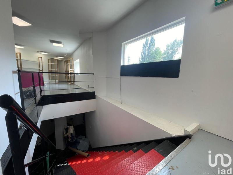 Local commercial - 292 m²