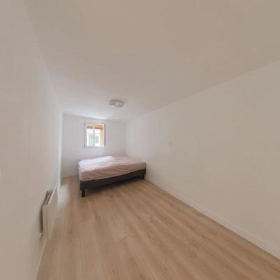 Appartement - 90 m² - 4 pièces