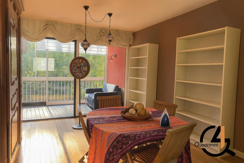 Maison - 168 m² - 7 pièces