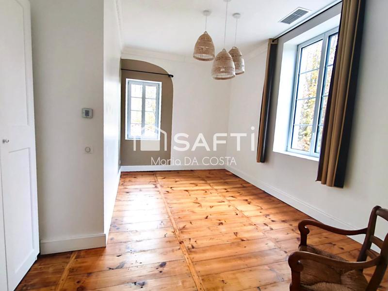 Maison de maîtres - 350 m² - 8 pièces