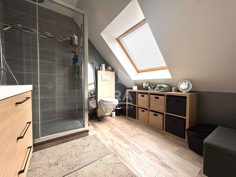 Maison - 87 m² - 6 pièces