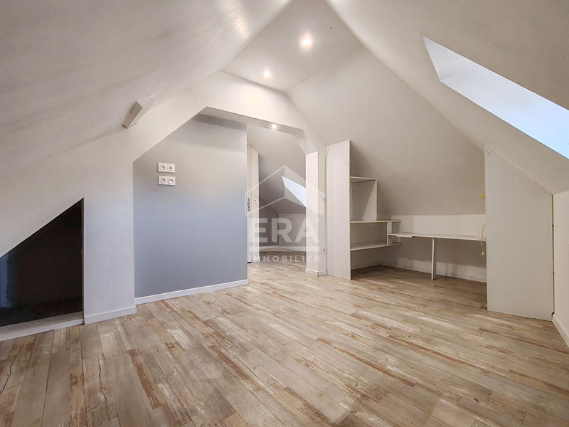 Maison - 128 m² - 7 pièces