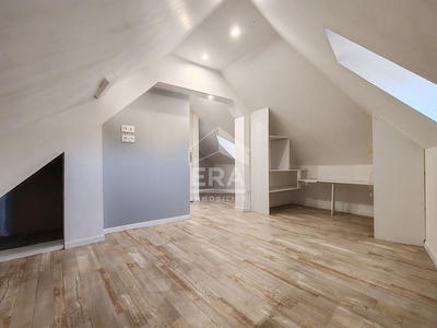 Maison - 128 m² - 7 pièces