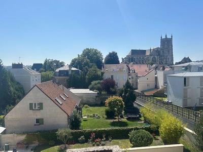 Appartement - 104 m² - 4 pièces