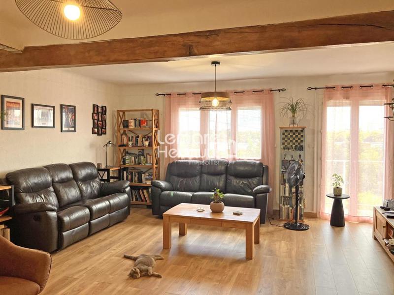 Maison - 120 m² - 8 pièces