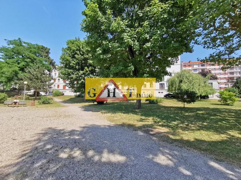 Appartement - 64 m² - 4 pièces