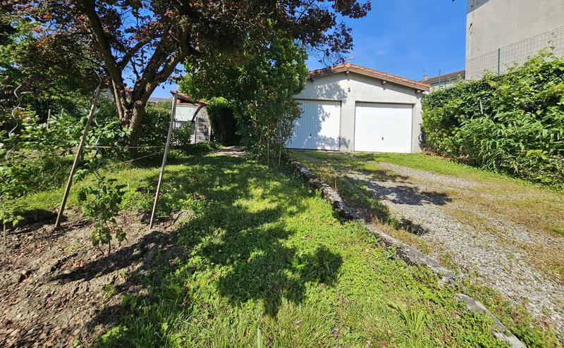 Maison de village - 200 m² - 8 pièces