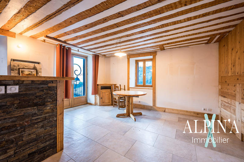 Maison - 99 m² - 2 pièces