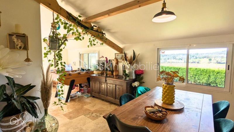 Maison - 106 m² - 4 pièces