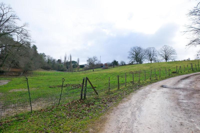 Terrain - 24 000 m²