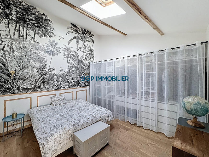 Maison traditionnelle - 135 m² - 5 pièces