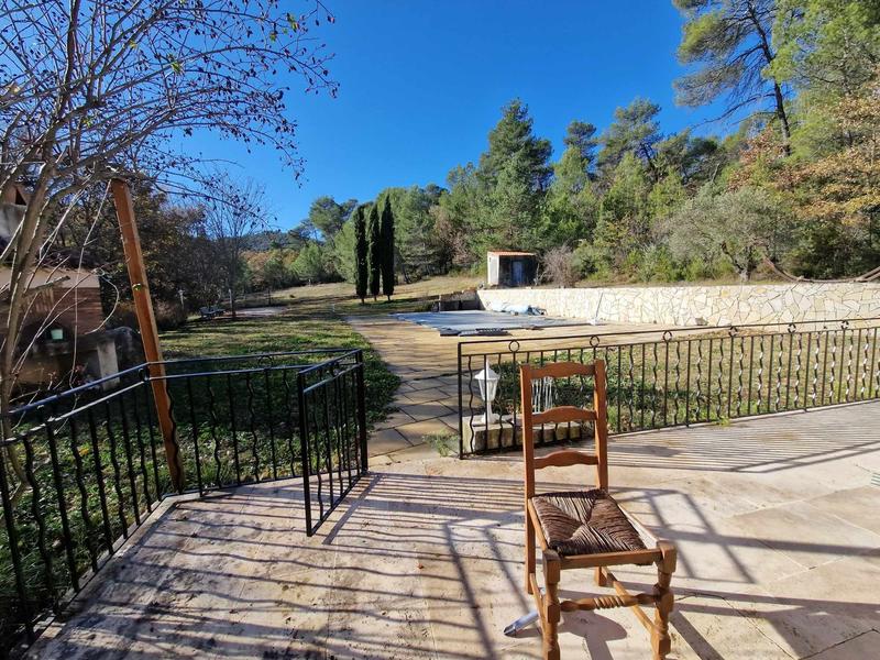 Villa - 165 m² - 6 pièces