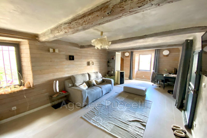 Maison de village - 273 m² - 7 pièces