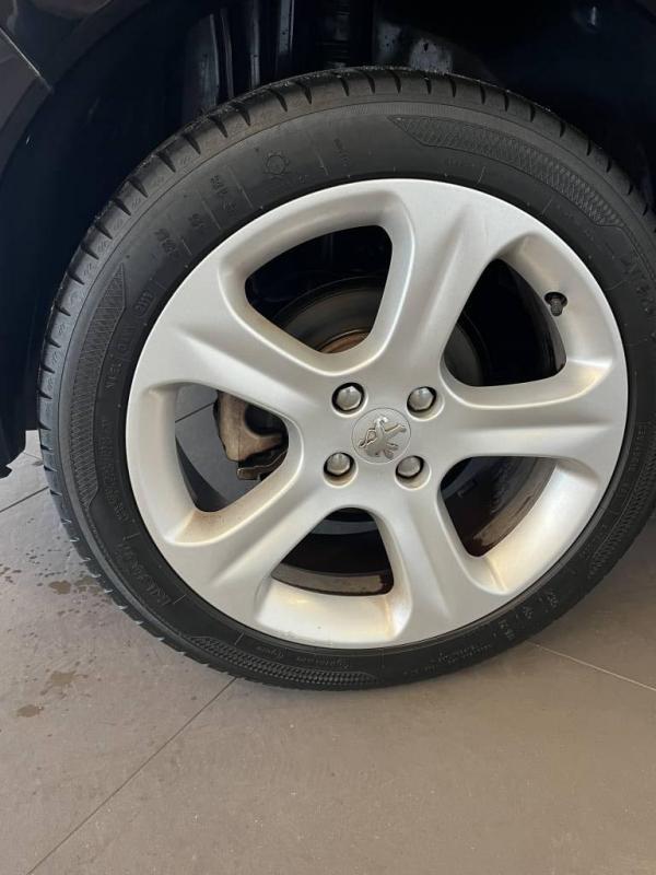 Peugeot 3008 2.0 Hdi 160 Fap Bva6 Féline