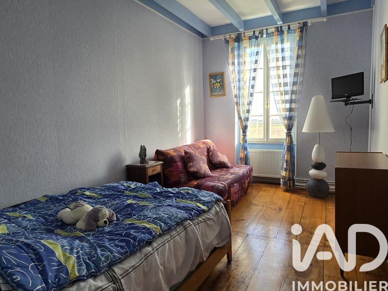 Maison - 327 m² - 10 pièces