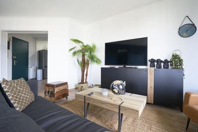 Appartement - 120 m² - 6 pièces