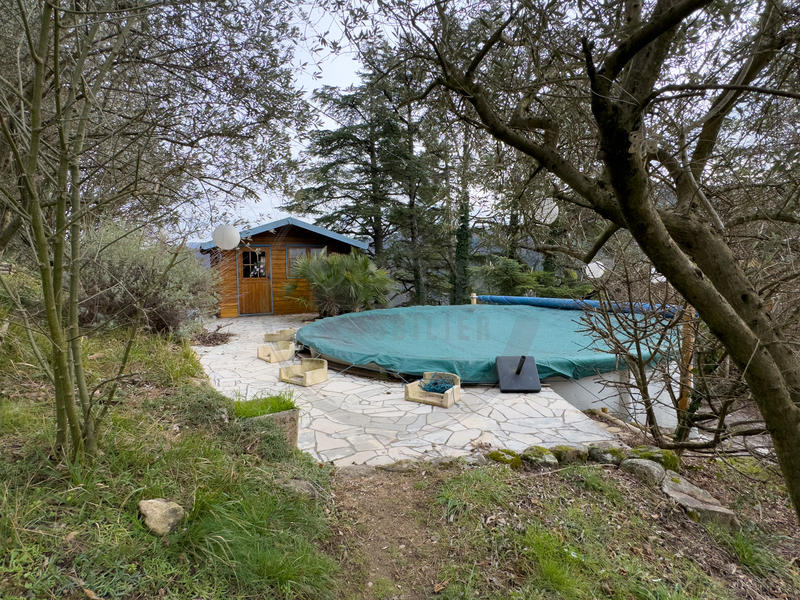 Maison - 211 m² - 7 pièces