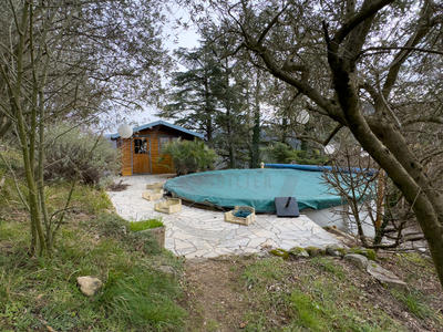 Maison - 211 m² - 7 pièces