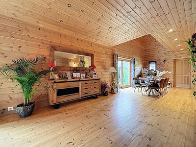 Maison - 148 m² - 6 pièces