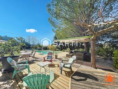 Villa - 167 m² - 7 pièces