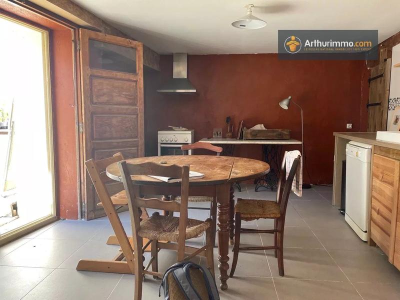 Maison - 205 m² - 8 pièces