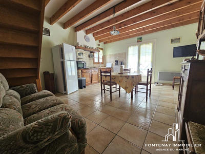 Maison - 220 m² - 11 pièces