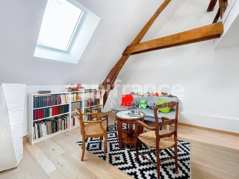 Longère - 400 m² - 11 pièces