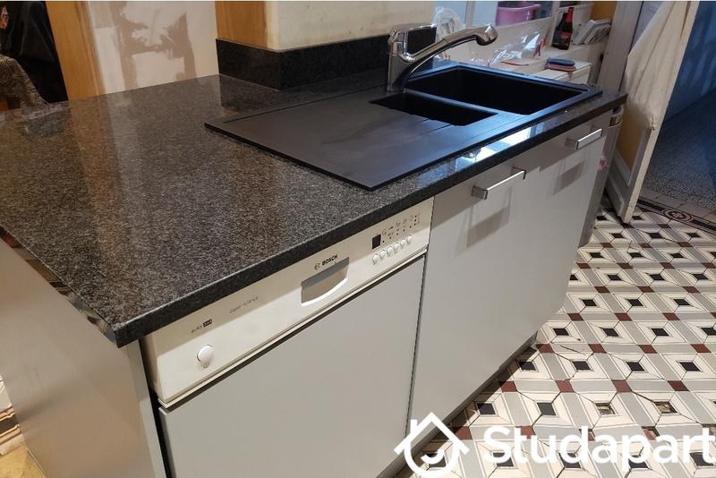 Maison - 250 m² - 14 pièces