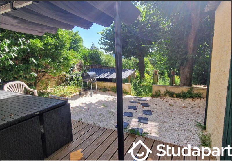 Chambre - 13 m² - 1 pièce