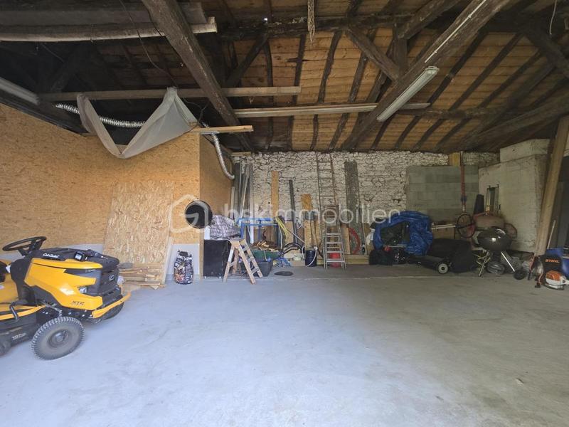 Corps de ferme - 200 m² - 7 pièces