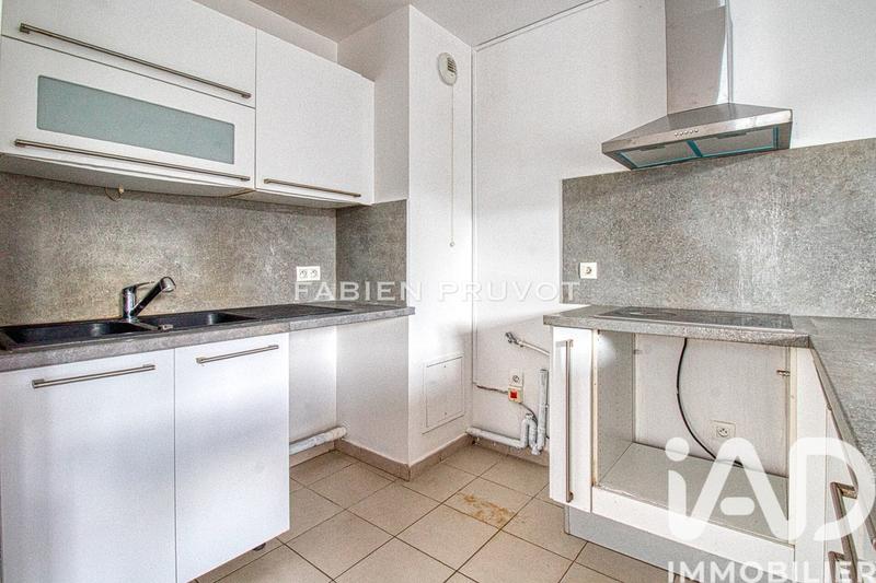 Appartement - 64 m² - 4 pièces