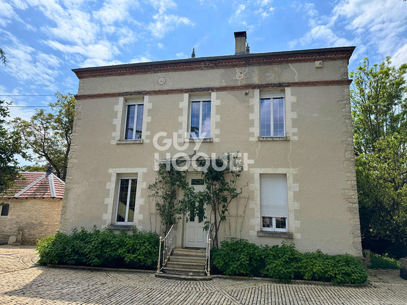 Maison - 161 m² - 8 pièces