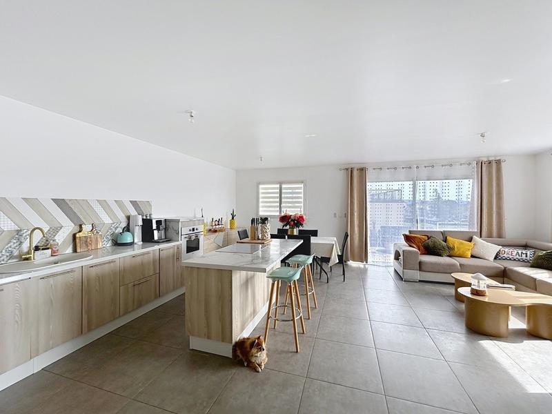 Maison - 91 m² - 4 pièces